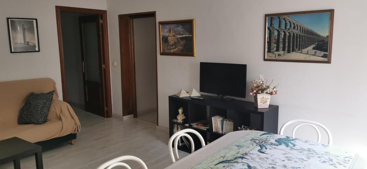Villa "Luna De Segovia" Leganés Dış mekan fotoğraf
